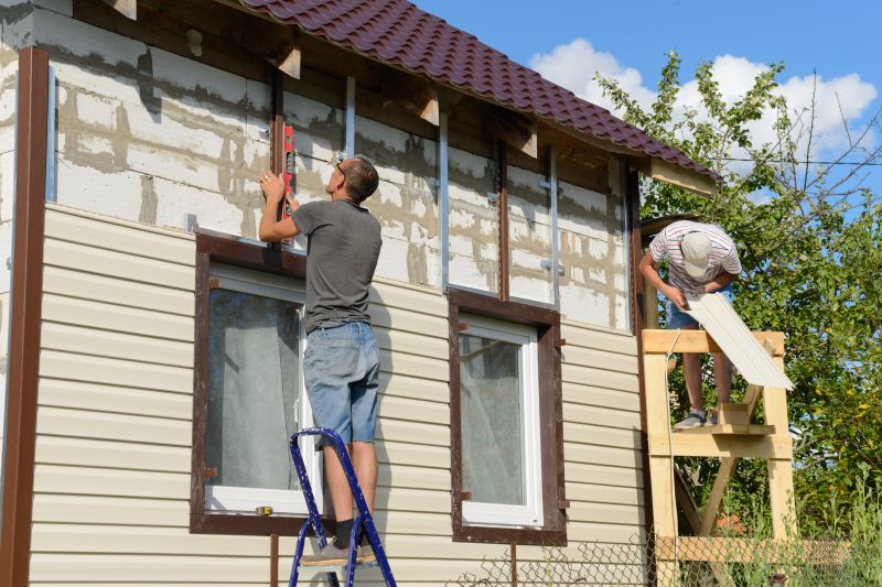 Team Installing Vinyl Siding