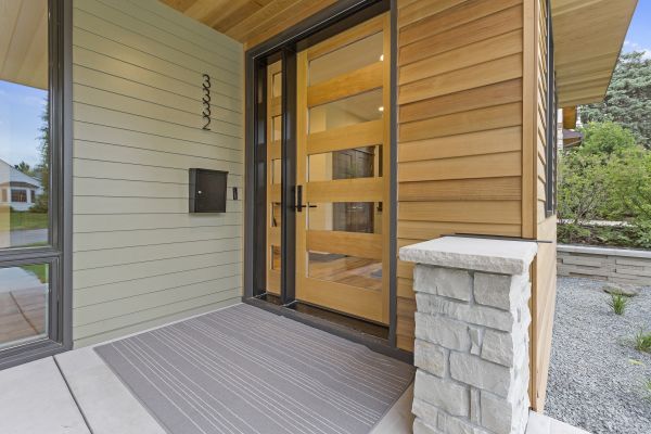 Cost of Exterior Wood Paneling Service in Hudson